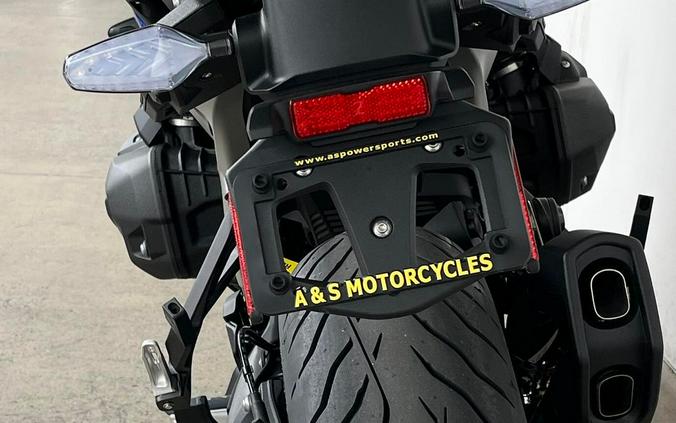 2026 BMW R1300RS