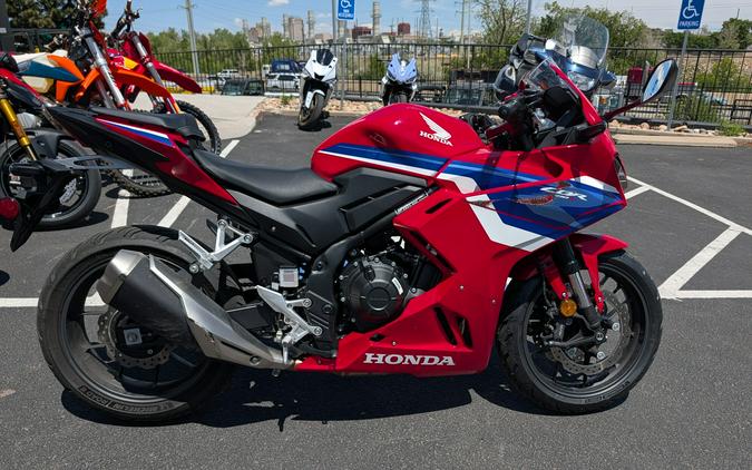 2025 Honda CBR500R Grand Prix Red