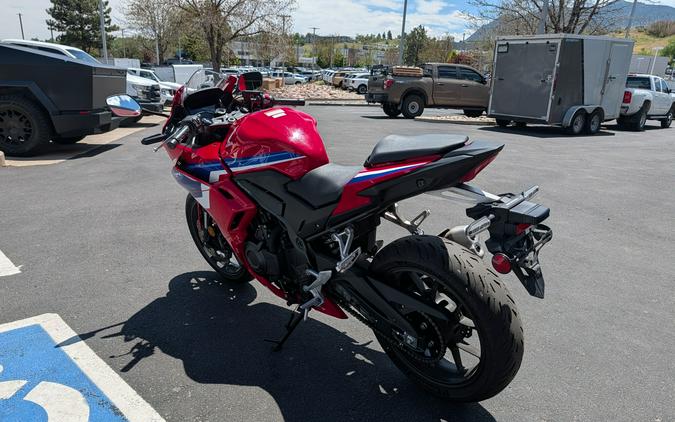 2025 Honda CBR500R Grand Prix Red