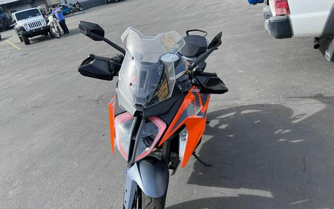 2024 KTM 1290 Super Duke GT