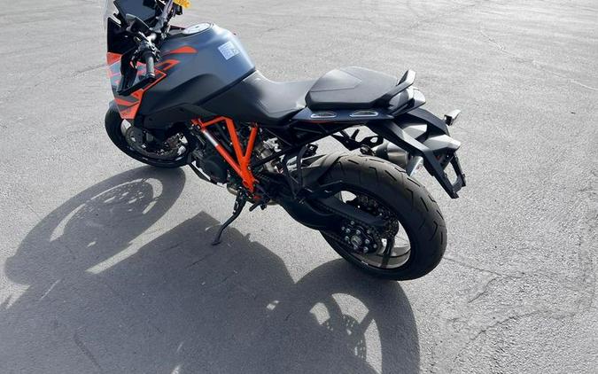 2024 KTM 1290 Super Duke GT