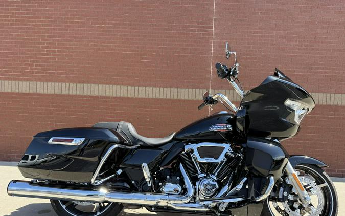 2024 Harley-Davidson® Road Glide® Vivid Black