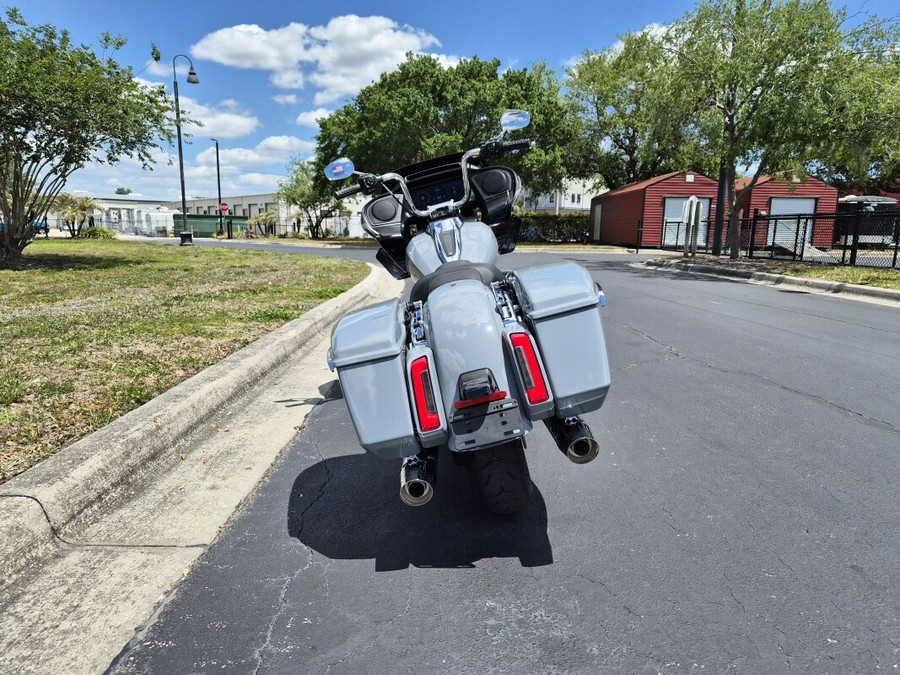 FLTRX 2026 Road Glide