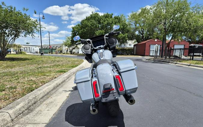 FLTRX 2026 Road Glide