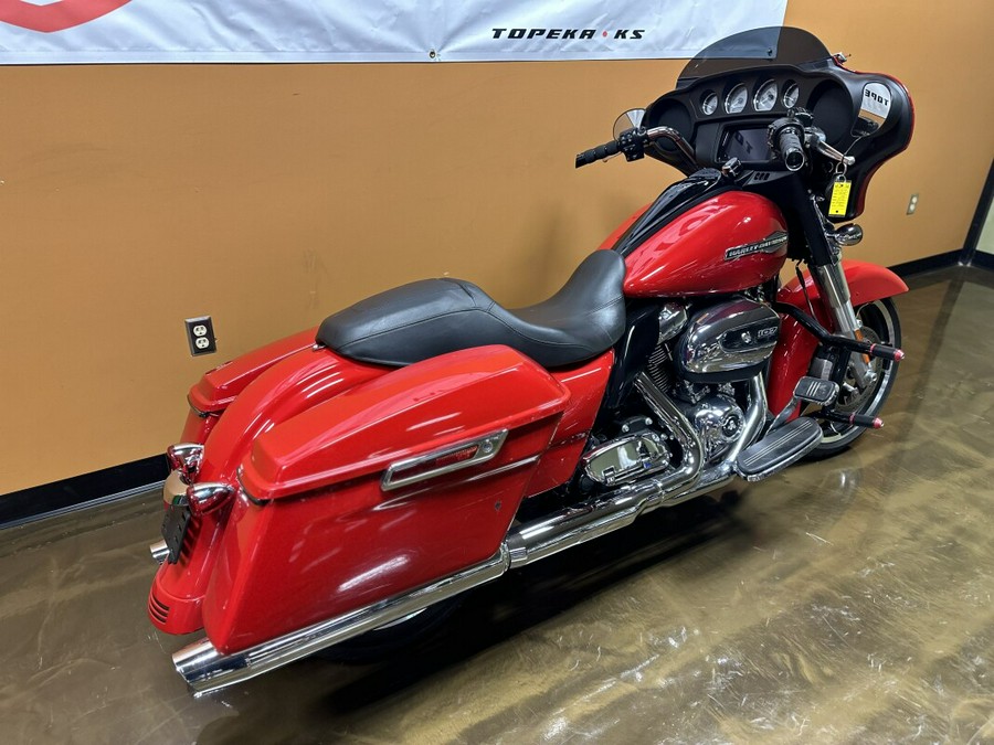 FLHX 2023 Street Glide®