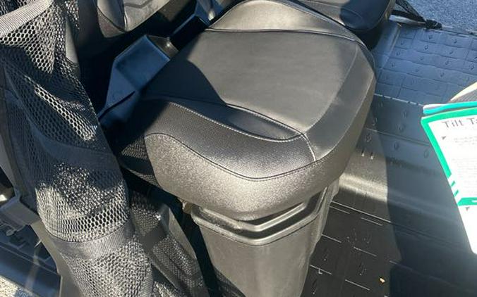 2026 Can-Am Defender MAX XT HD9