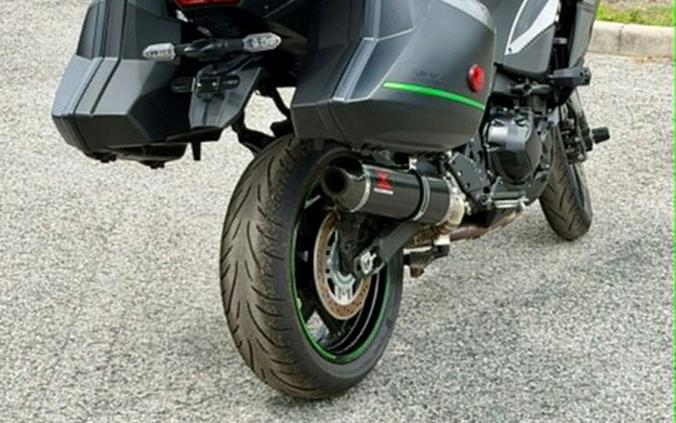 2025 Kawasaki Versys 1100 SE LT ABS