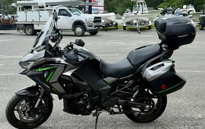 2025 Kawasaki Versys 1100 SE LT ABS
