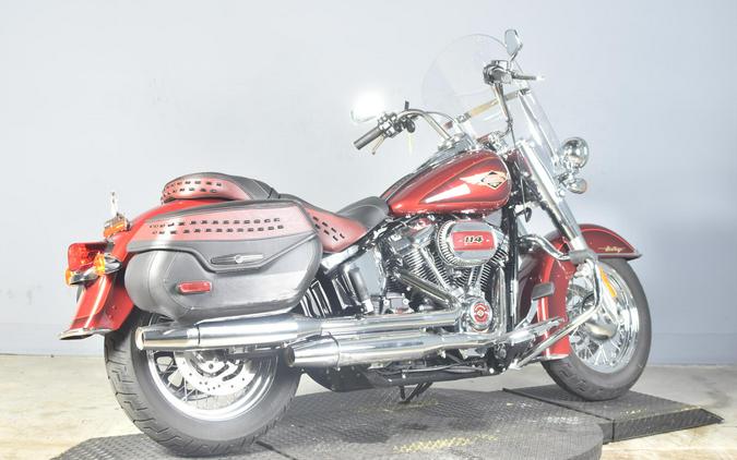 2023 Harley-Davidson Heritage Classic Heirloom Red Fade