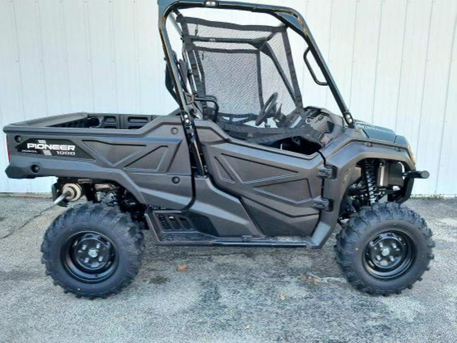 2024 Honda Pioneer 1000 EPS