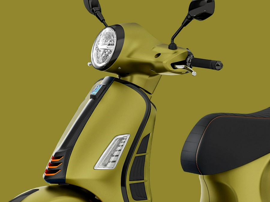 2025 Vespa GTS 310 SuperSport