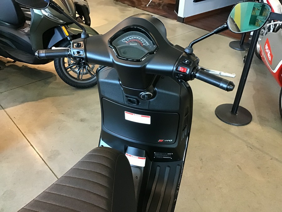 2025 Vespa GTS 310 SuperSport