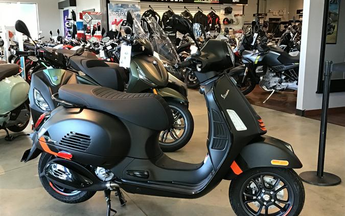 2025 Vespa GTS 310 SuperSport