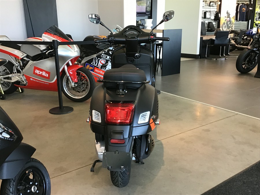 2025 Vespa GTS 310 SuperSport