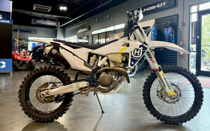 2022 HUSQVARNA FX350