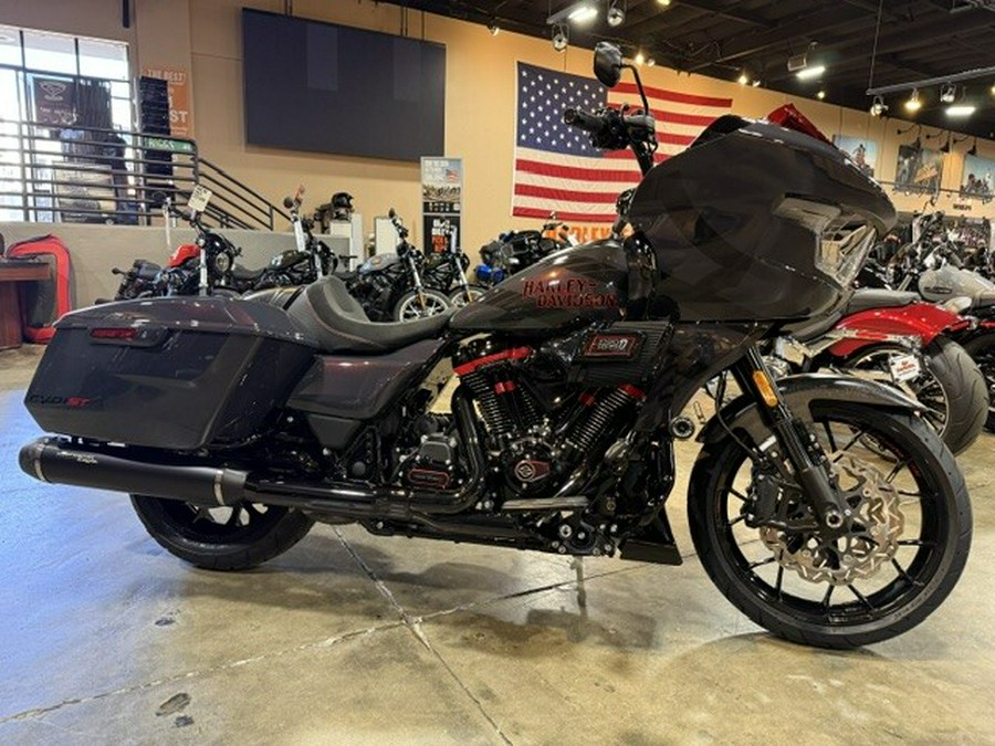 FLTRXSTSE 2026 CVO Road Glide ST
