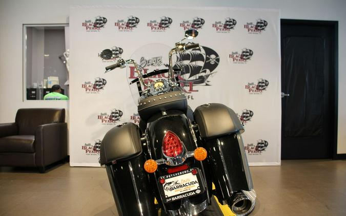 2024 Indian Motorcycle® Springfield® Black Metallic/Titanium Metallic