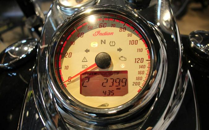2024 Indian Motorcycle® Springfield® Black Metallic/Titanium Metallic