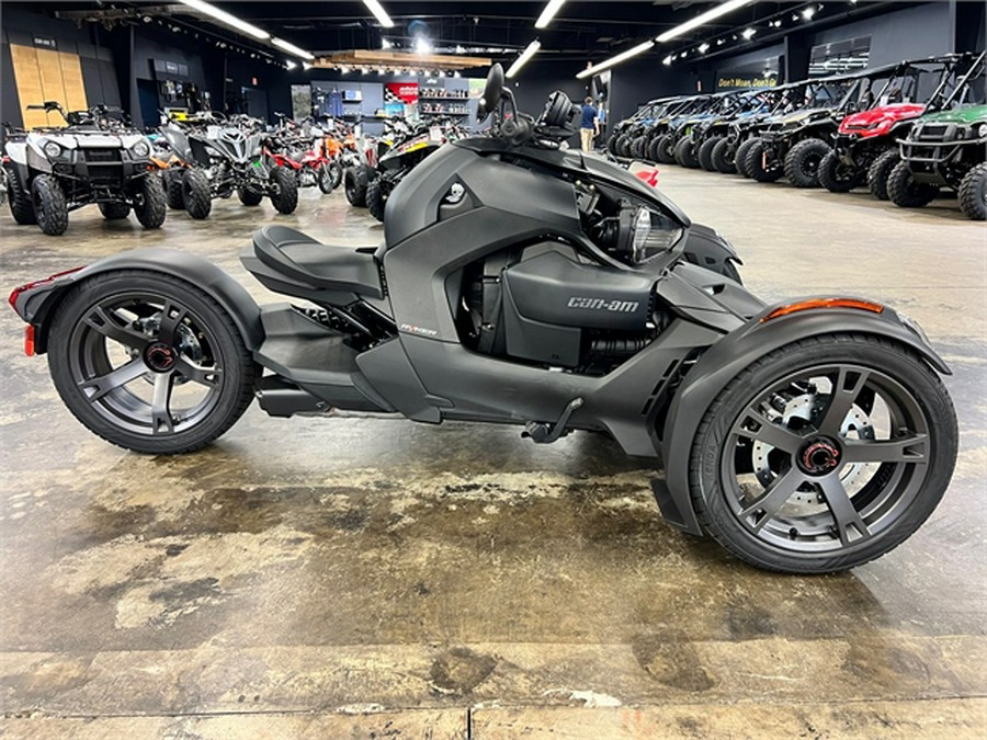 2023 Can-Am Ryker Sport 900 ACE