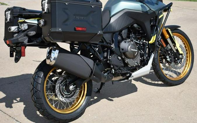 2024 Suzuki V-Strom 800DE Adventure