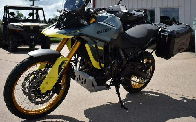 2024 Suzuki V-Strom 800DE Adventure