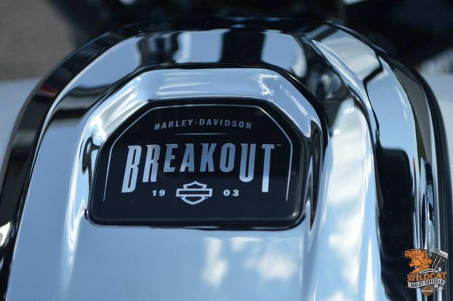 2024 Harley-Davidson Softail FXBR - Breakout