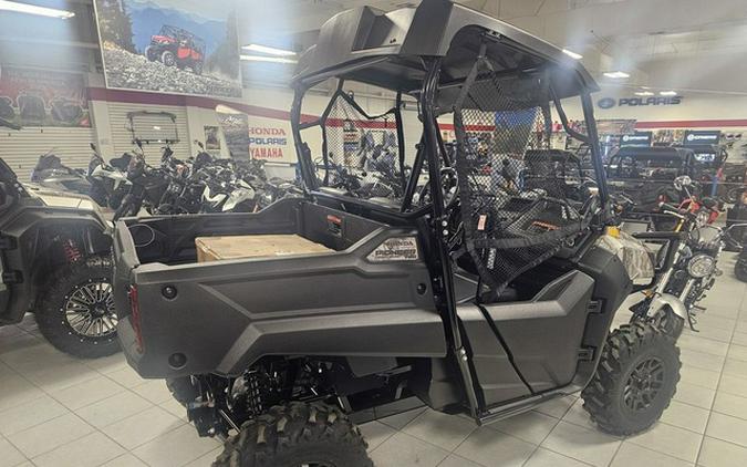 2026 Honda Pioneer 700 Forest
