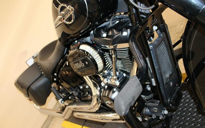 Used 2019 Harley-Davidson Heritage Softail Classic 114 FLHCS Motorcycle For Sale In Miami, Florida