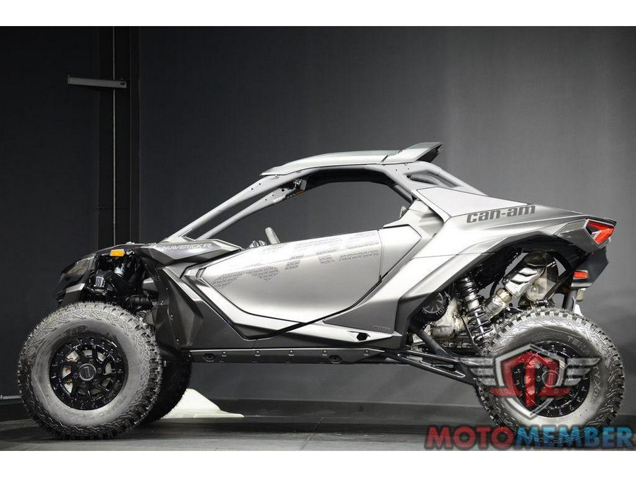 2025 Can-Am Maverick R X RS with Smart-Shox