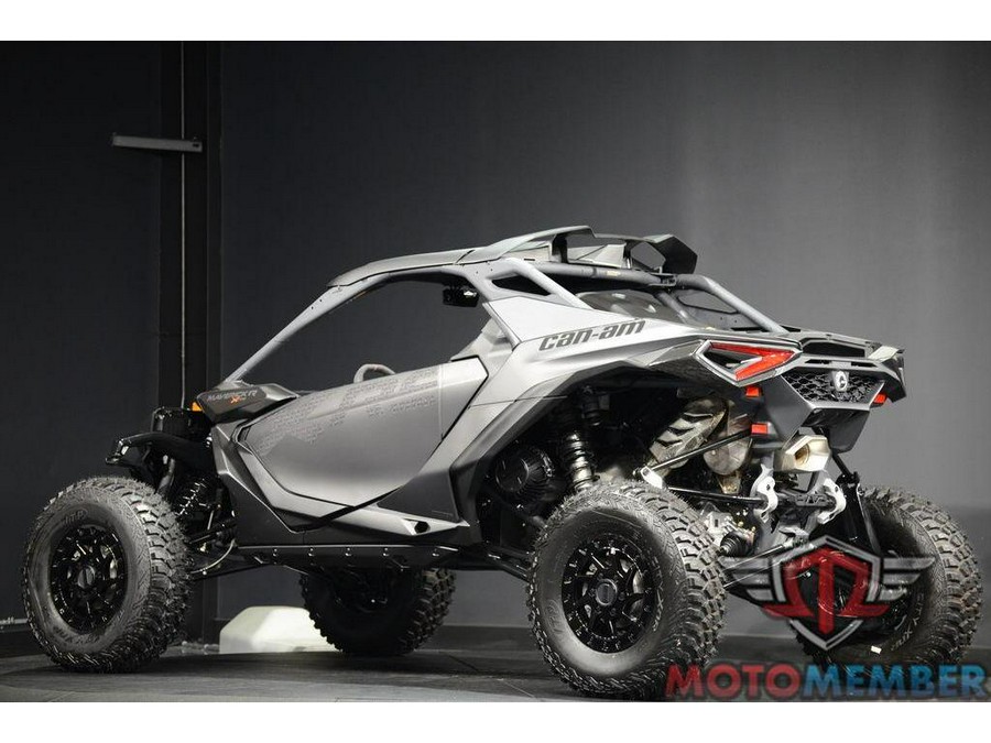 2025 Can-Am Maverick R X RS with Smart-Shox