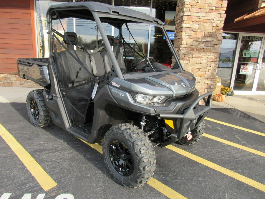 2024 Can-Am® Defender XT HD9