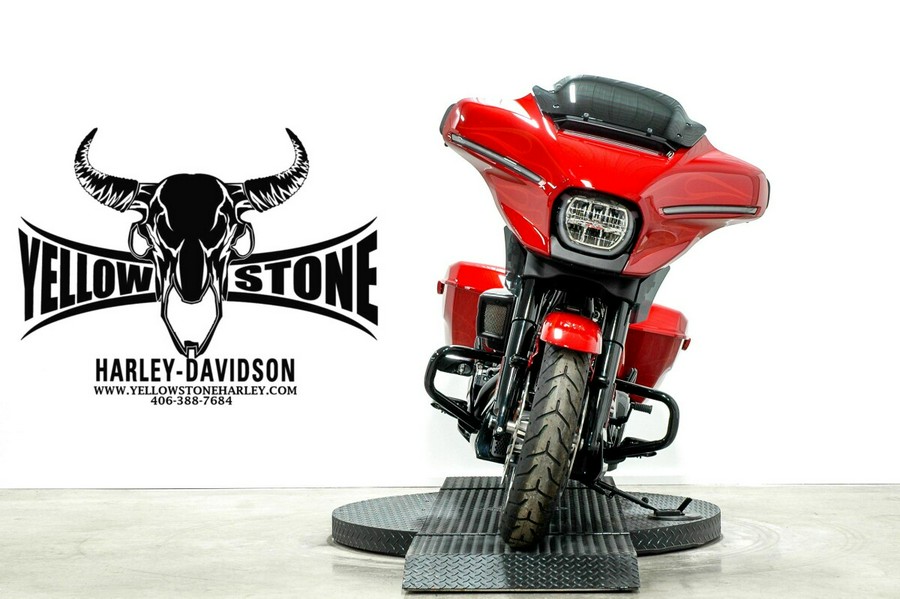 2025 Harley-Davidson Street Glide® Whiskey Firestorm - Black Finish