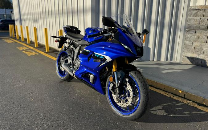 2025 Yamaha YZF-R7