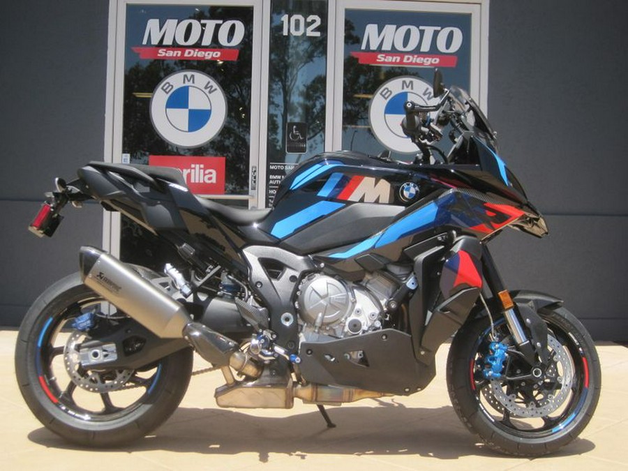 2026 BMW M 1000 XR