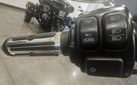 2012 Harley-Davidson Softail FLSTC - Heritage Classic