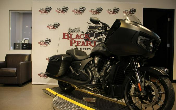 2025 Indian Motorcycle® CHALLENGER DARK HORSE, 49ST