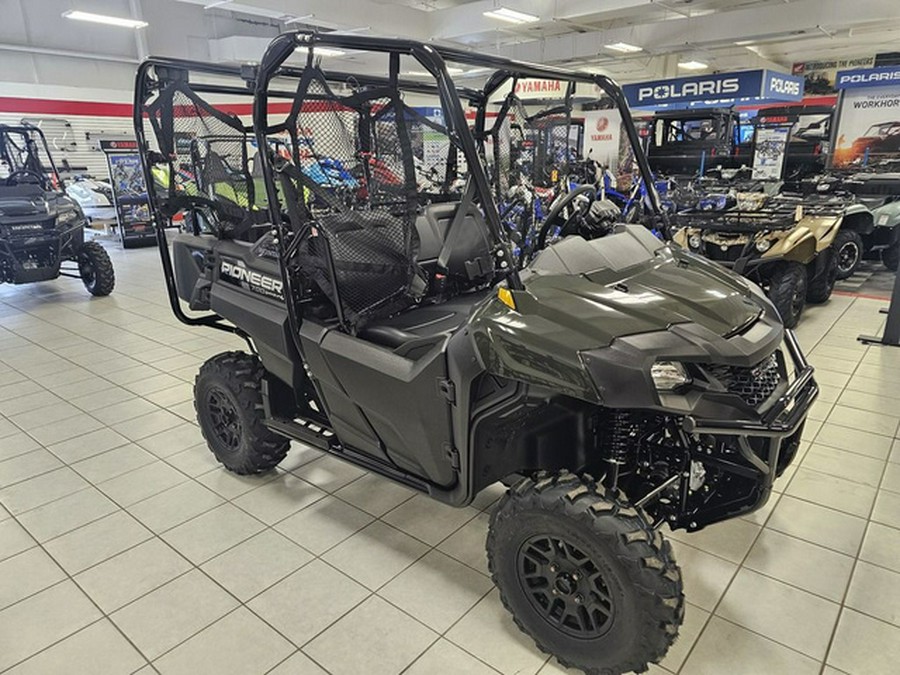 2026 Honda Pioneer 700-4 Deluxe