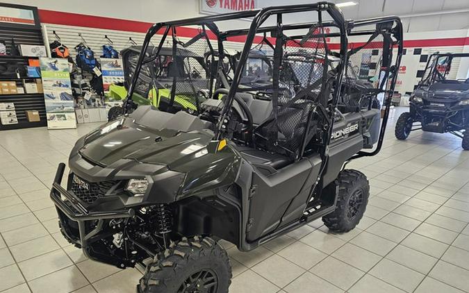 2026 Honda Pioneer 700-4 Deluxe
