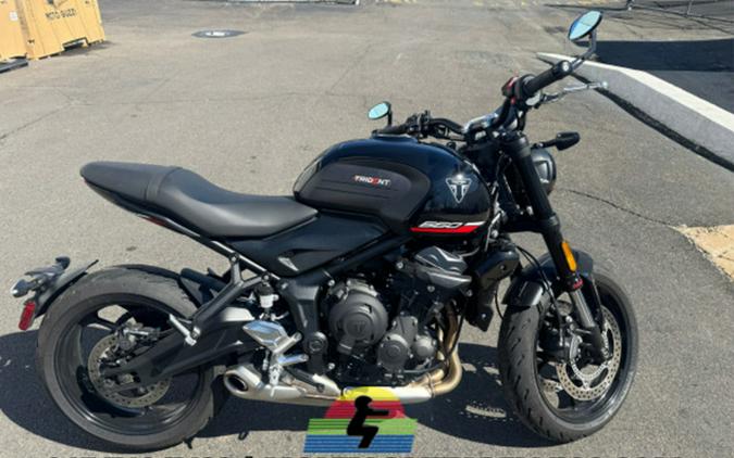 2025 Triumph Trident 660 Jet Black