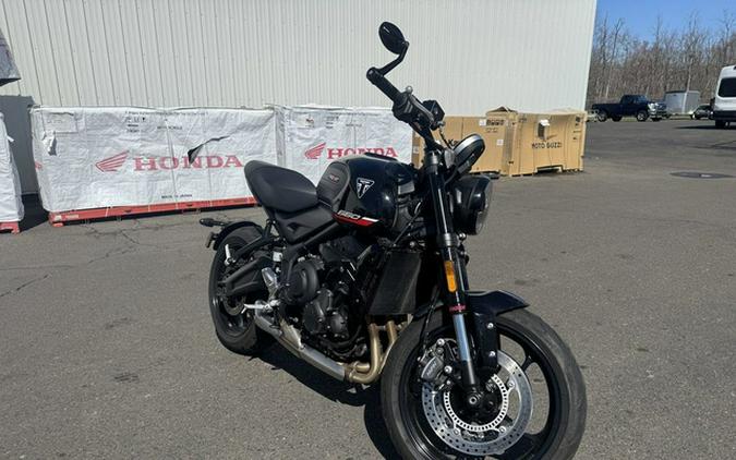 2025 Triumph Trident 660 Jet Black