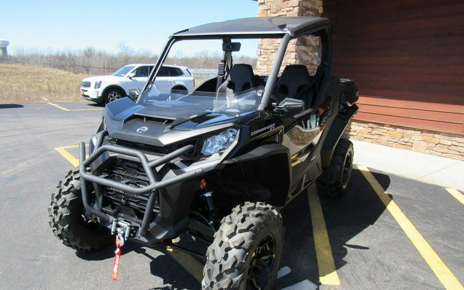 2024 Can-Am® Commander XT 700