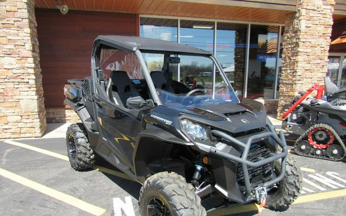 2024 Can-Am® Commander XT 700