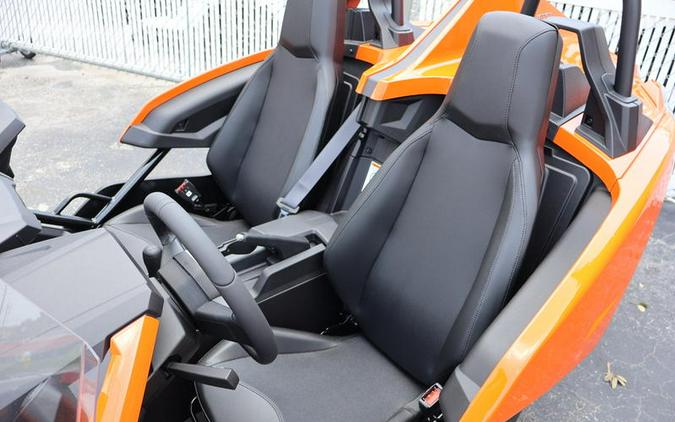 2024 Polaris Slingshot® SLINGSHOT SL MANUAL