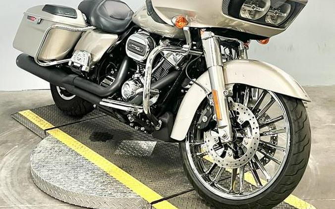 2018 Harley-Davidson® FLTRX - Road Glide®