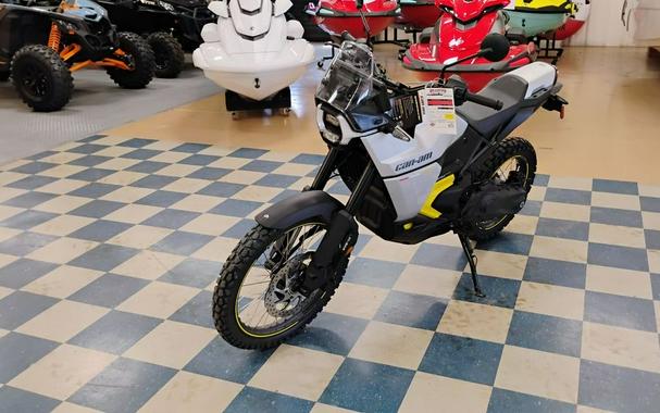 2025 Can-Am® Origin '73