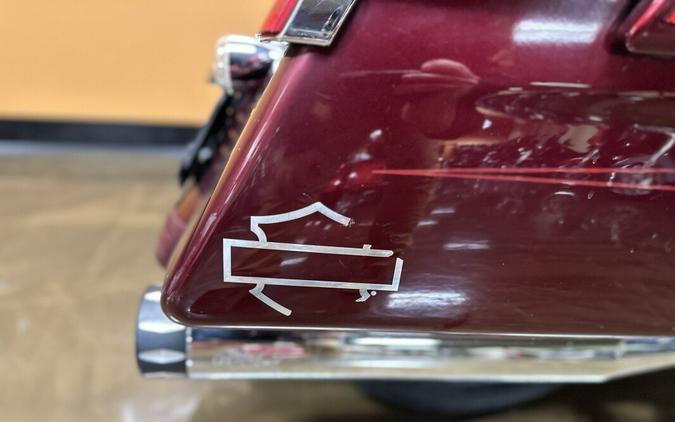 FLHXS 2014 Street Glide® Special