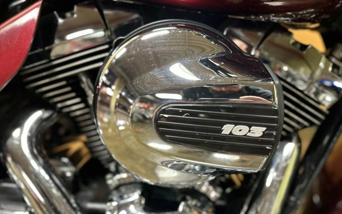 FLHXS 2014 Street Glide® Special