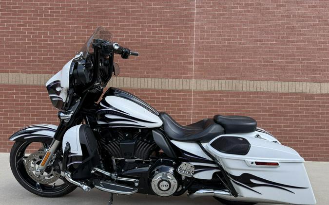 2016 Harley-Davidson® CVO™ Street Glide® White Amethyst with Black Licorice Flames