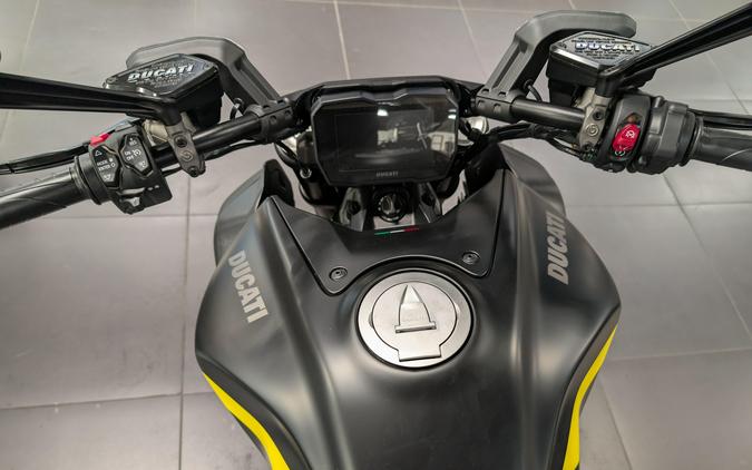 2026 Ducati DIAVEL V4
