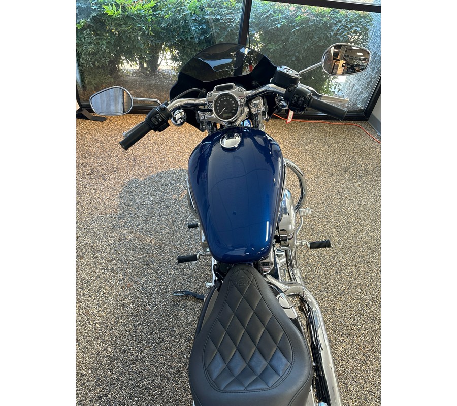 2016 Harley-Davidson Sportster® 1200 Custom